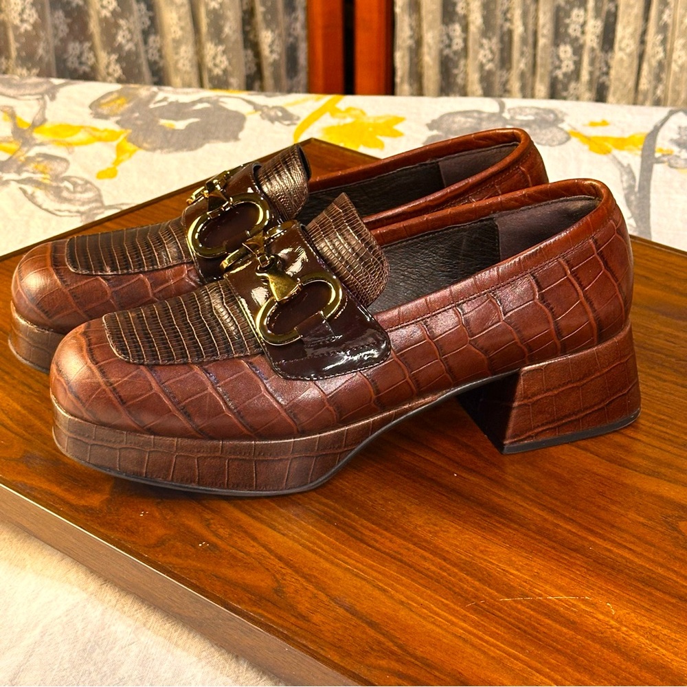 Jeffrey Campbell| Women’s|Croc Embossed Leather|Student Loafer